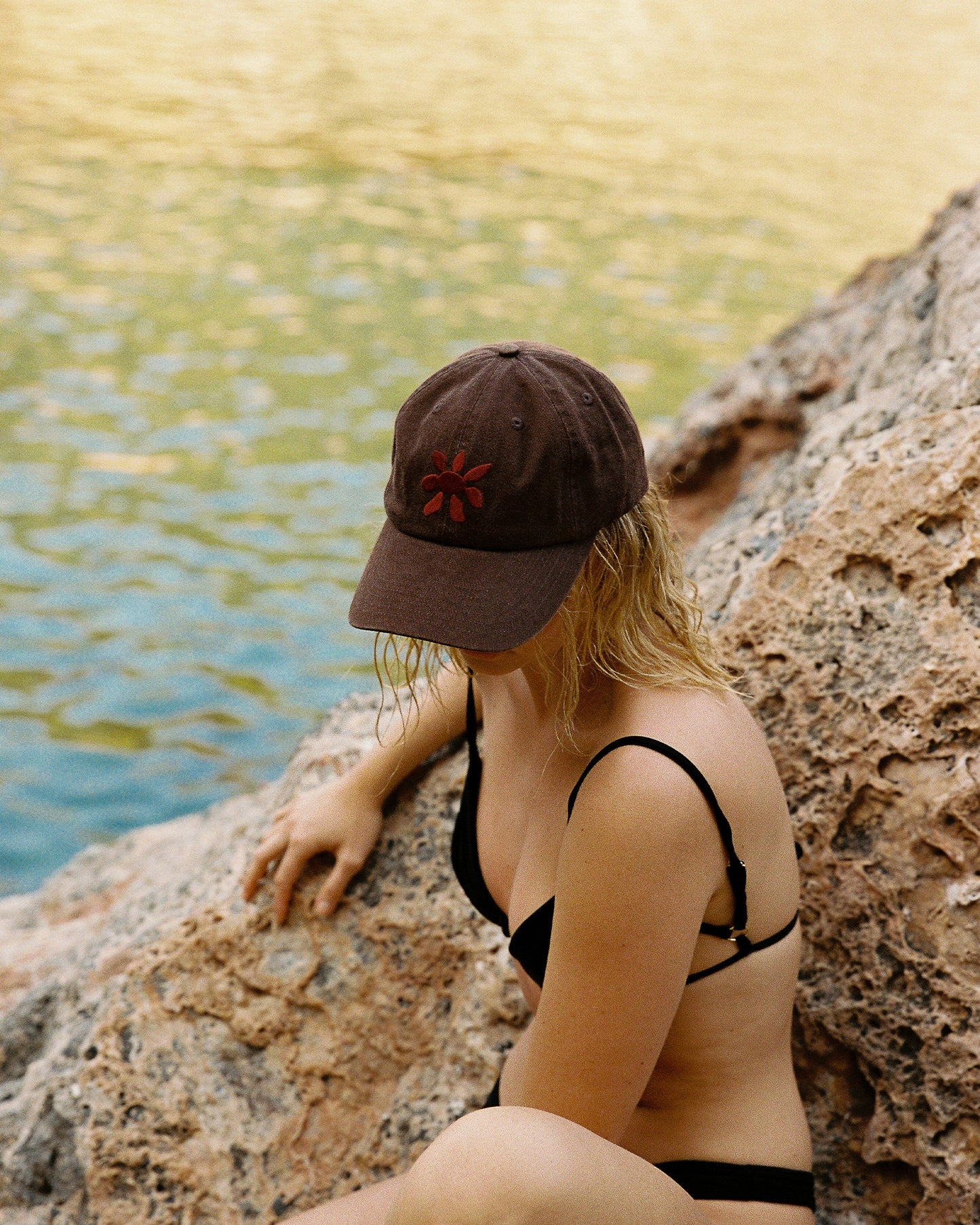 Calvi Cap - Dark brown