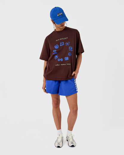 Rounded Rituals Tee - Carafe