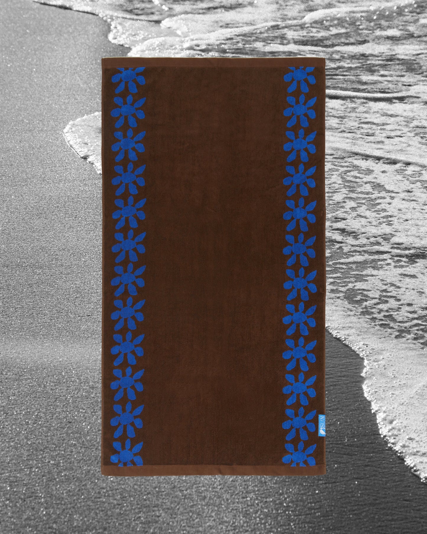 Selina Towel - Carafe